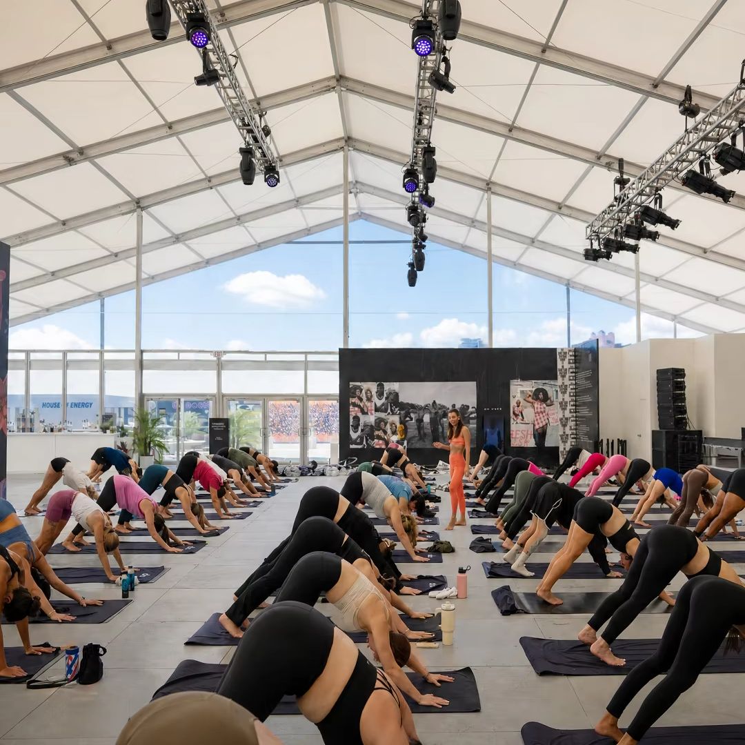 Carpa de Aluminio Blanca Tipo  - Yoga Fitness Retreat reseña y precio